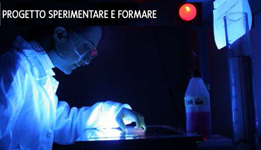 Image for DIETRO LE QUINTE DEI LICEI SCIENTIFICI