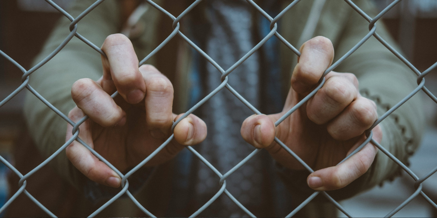 Patto migrazione e asilo, paesi terzi e facilitazione