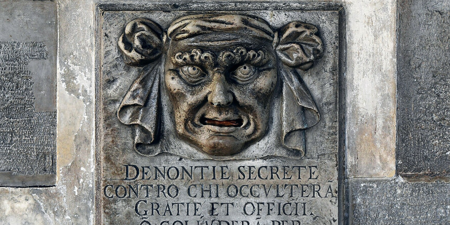La circolazione dei saperi tra controllo,  occultamento e condivisione