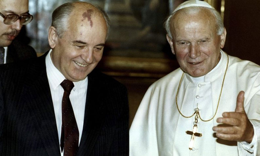 Image for Human Rights and the Transformation of Political and Christian Cultures in the Late Twentieth Century